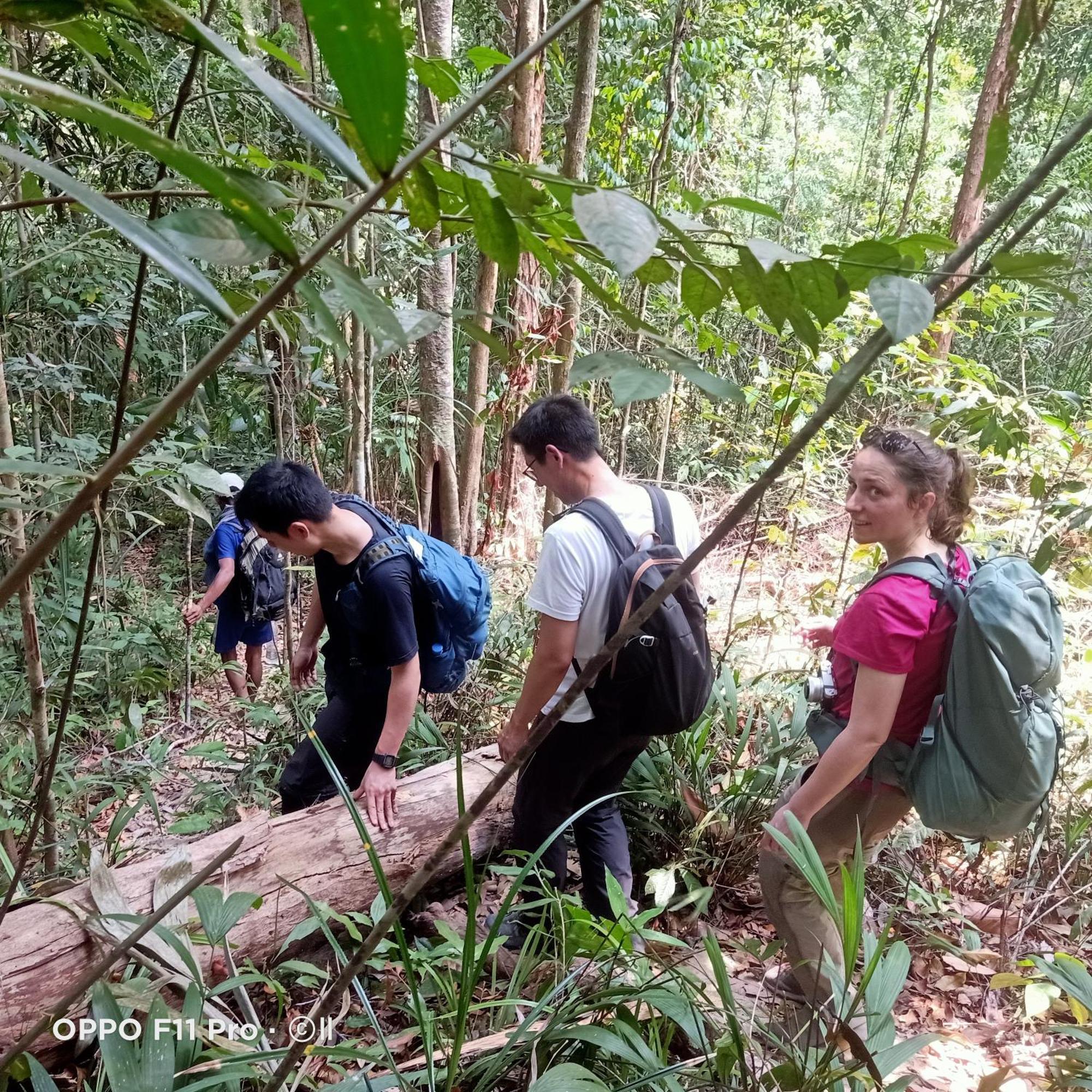 Tribal Village Homestay & Trekking Banlung Buitenkant foto